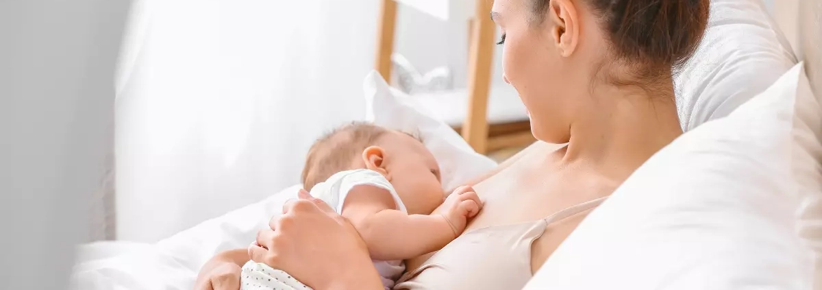 Allattamento al seno: perché fa bene a mamma e bambino